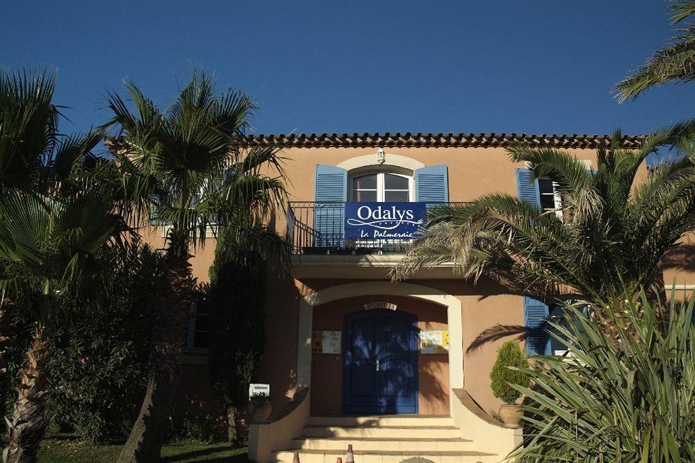 גרימו Residence Odalys La Palmeraie מראה חיצוני תמונה